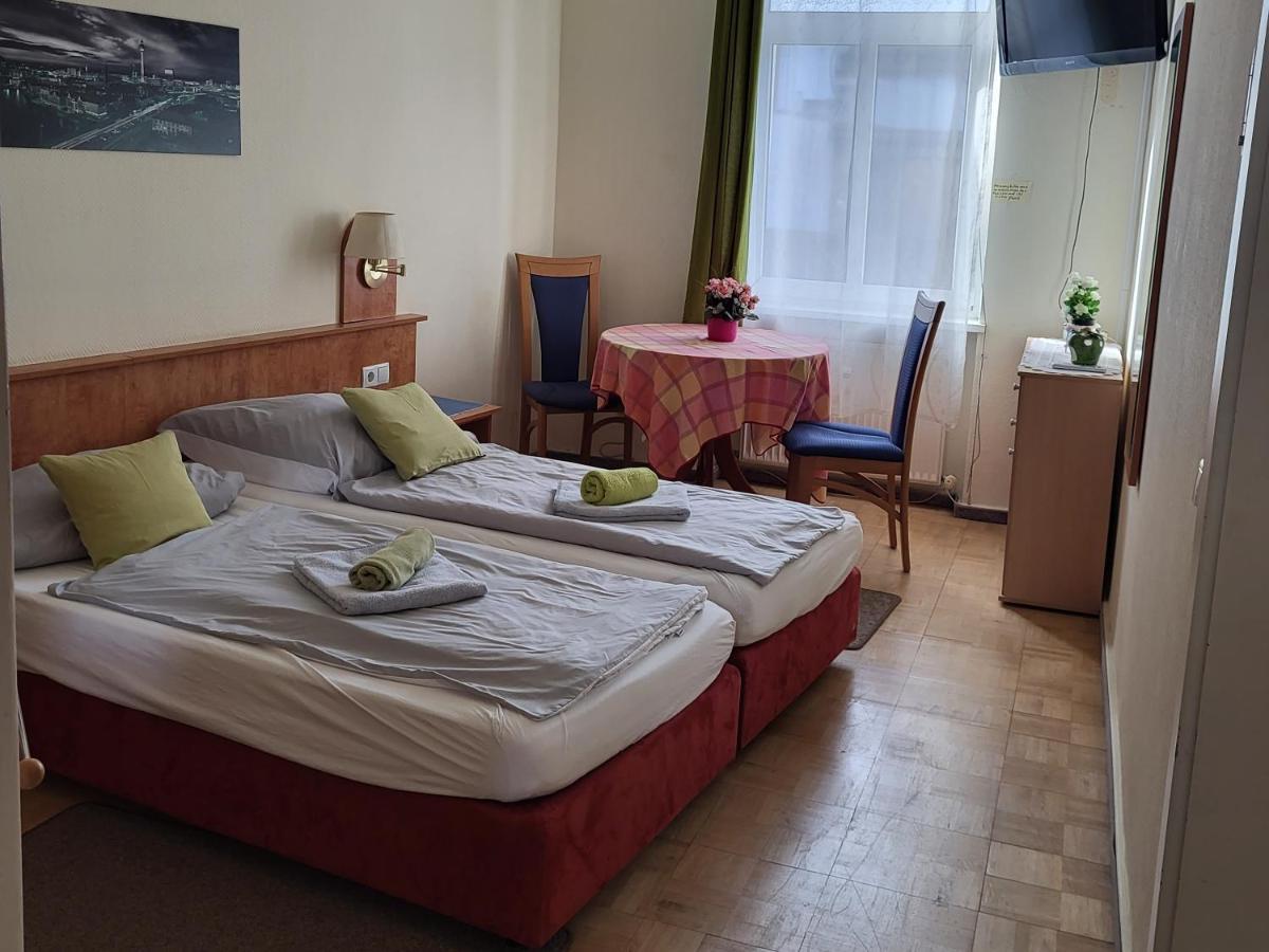 Pension Hubertus Berlin Exterior foto